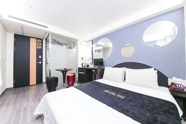 Standard Oda (1 King-size Mattress)