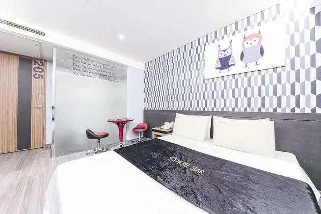 Standard Oda (1 King-size Mattress)