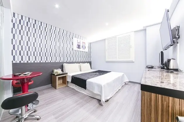 Standard Oda (1 King-size Mattress)