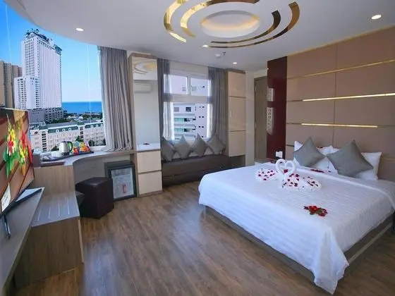 Deluxe Tek Büyük veya İki Ayrı Yataklı Oda, Deniz Manzaralı