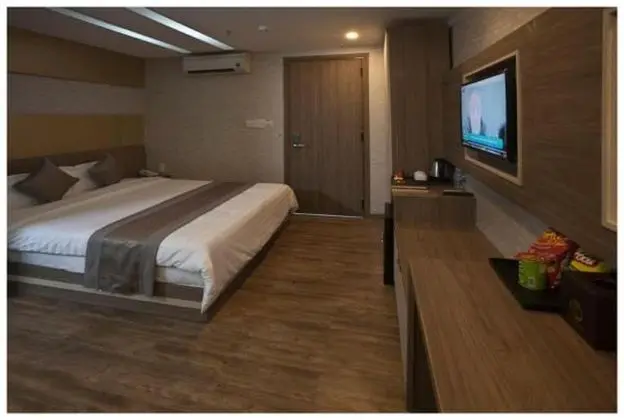 Superior Tek Büyük Yataklı Oda, Şehir Manzaralı