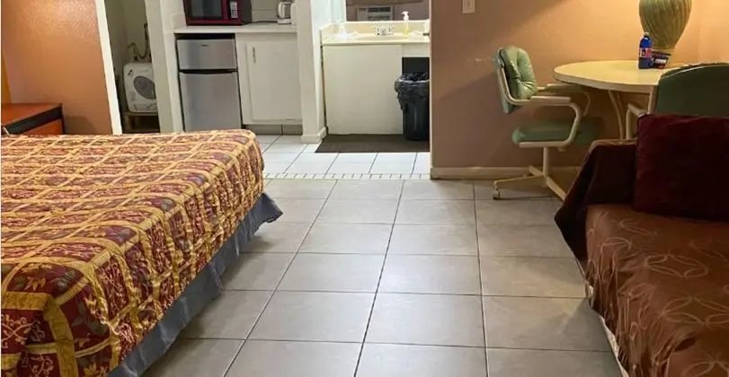Standard Oda, 2 Çift Kişilik Yatak, Buzdolabı ve Mikrodalga