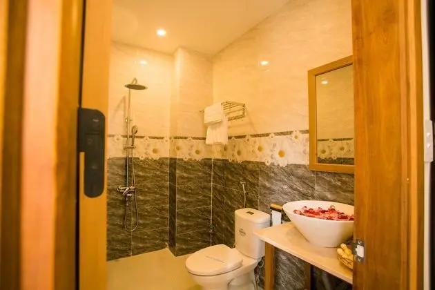 Deluxe Üç Kişilik Oda, 3 Yatak Odası, Bahçe Manzaralı