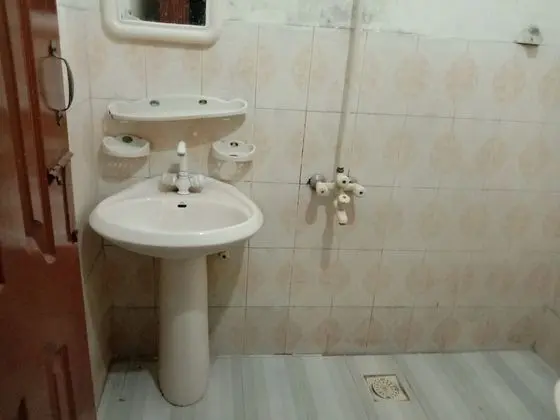 Basic Tek Büyük Yataklı Oda