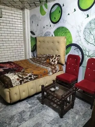 Basic Tek Büyük Yataklı Oda