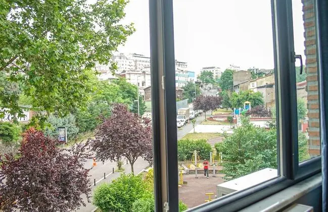Basic Tek Büyük Yataklı Oda