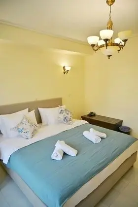 Comfort Tek Büyük veya İki Ayrı Yataklı Oda