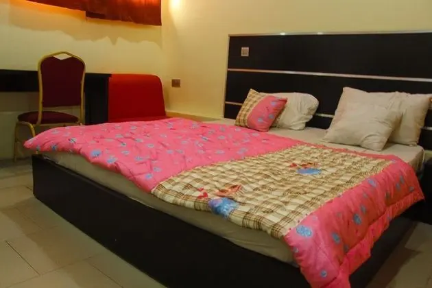 Deluxe Tek Büyük veya İki Ayrı Yataklı Oda