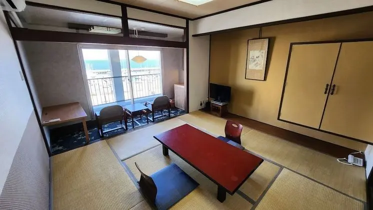 Traditional Oda, Sigara İçilmez, Okyanus Manzaralı (Casual Japanese Style)