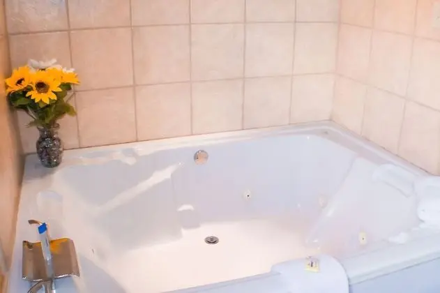 Honeymoon Tek Kişilik Oda, 1 En Büyük (King) Boy Yatak, Sıcak Su Küveti