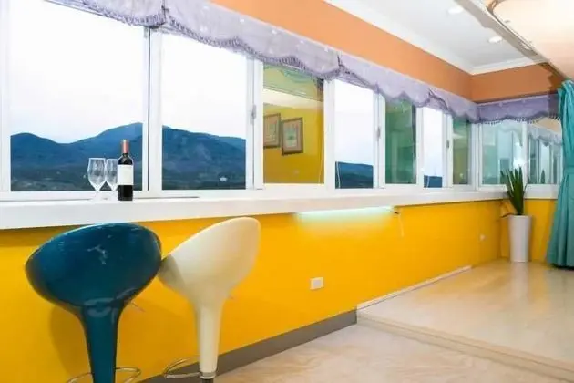 Family Oda, Dağ Manzaralı (12 Adult)