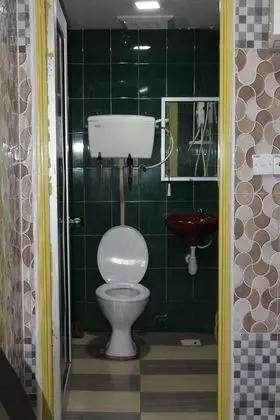 Üç Kişilik Oda