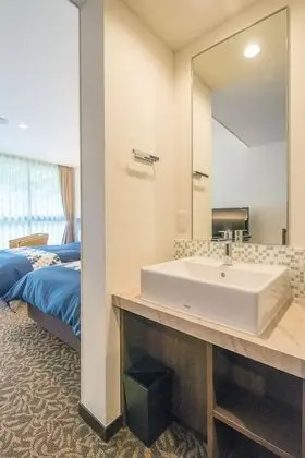 İki Ayrı Yataklı Oda (with Shower)