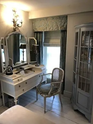 Luxury Tek Büyük Yataklı Oda (Lady of the Lake)