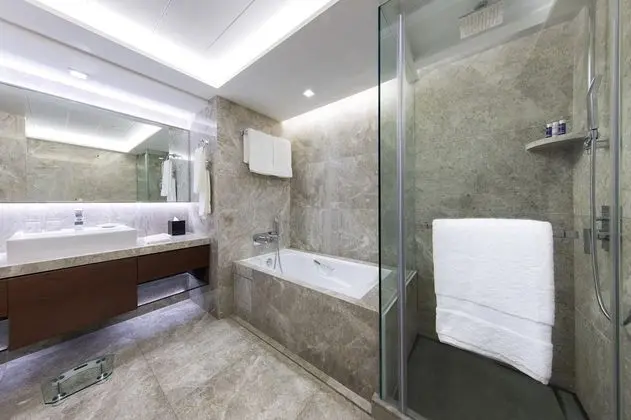 Deluxe Oda, Liman Manzaralı