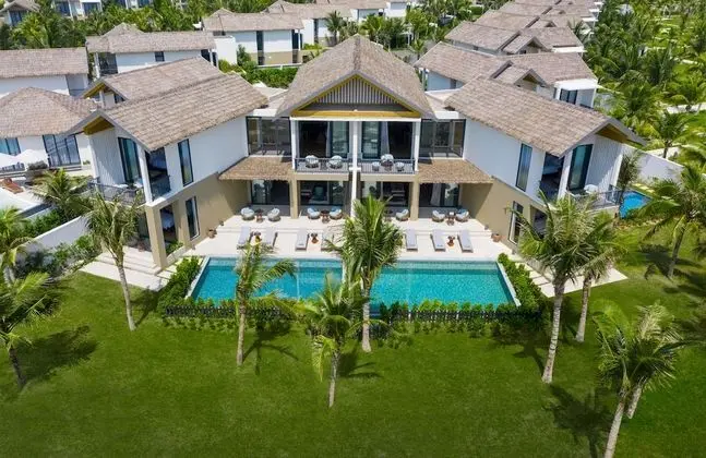 Villa, Denize Sıfır (Pool)