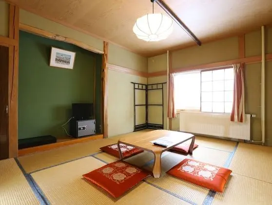 Traditional Oda