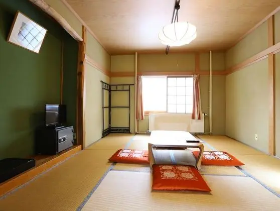 Traditional Oda