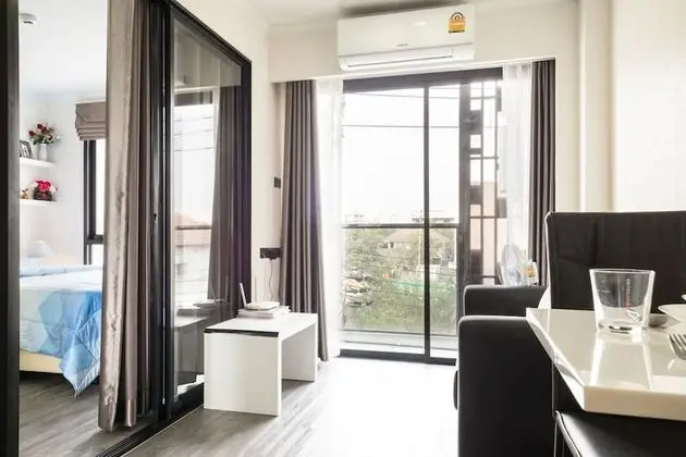1 Bedroom City View