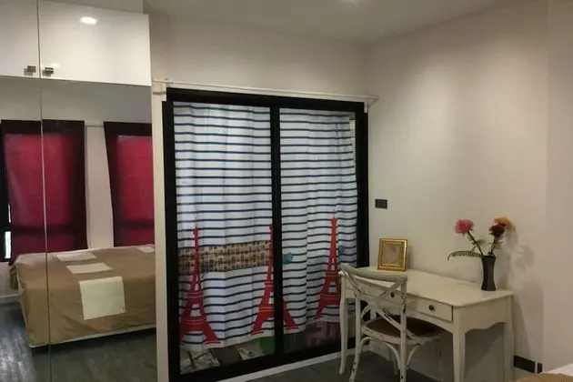 1 Bedroom Pool Access