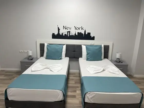 Basic Üç Kişilik Oda