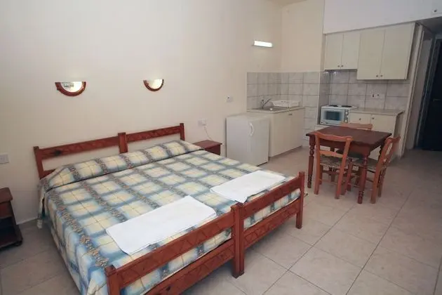 Stüdyo, Avlu Manzaralı