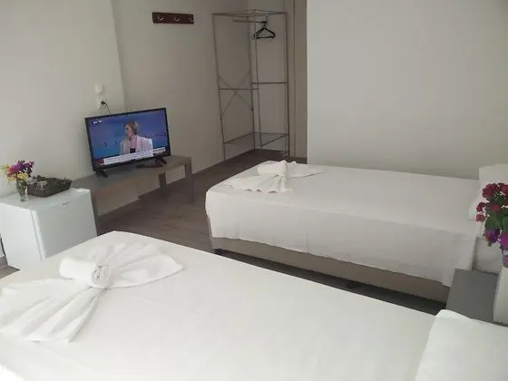 Tek Büyük veya İki Ayrı Yataklı Oda