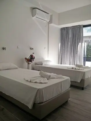 Tek Büyük veya İki Ayrı Yataklı Oda