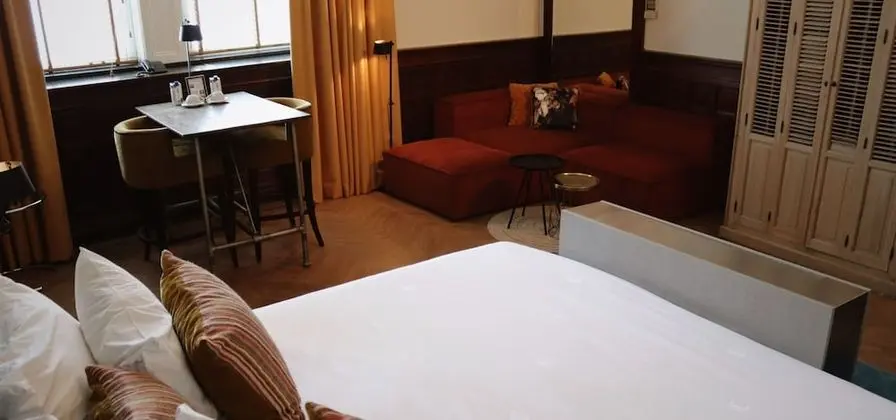 Maaszijde Deluxe room