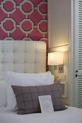 Standard Oda, Avlu Manzaralı (Patio-kamer)