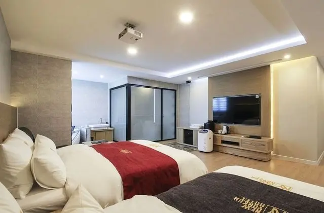 Deluxe İki Ayrı Yataklı Oda (Movie Room)