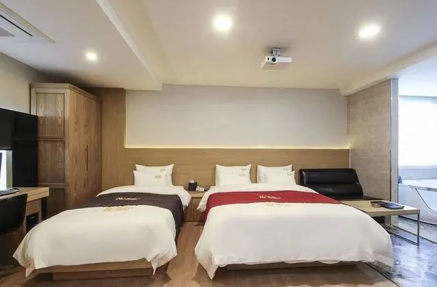 Deluxe İki Ayrı Yataklı Oda (Movie Room)