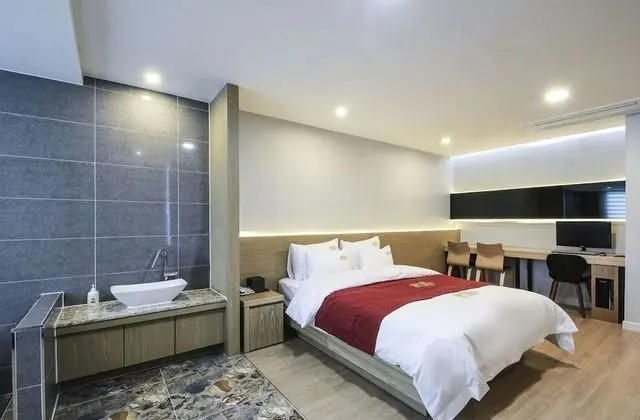 Standard Oda, 1 Çift Kişilik Yatak