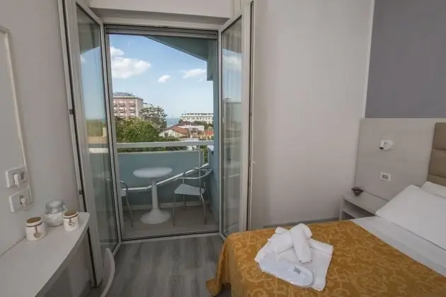 Deluxe Tek Büyük Yataklı Oda, Balkon
