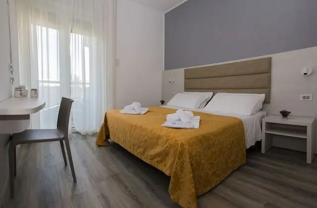 Deluxe Tek Büyük Yataklı Oda, Balkon