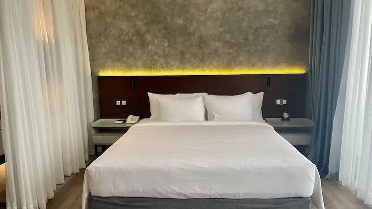 Superior Oda, 1 En Büyük (King) Boy Yatak, Şehir Manzaralı