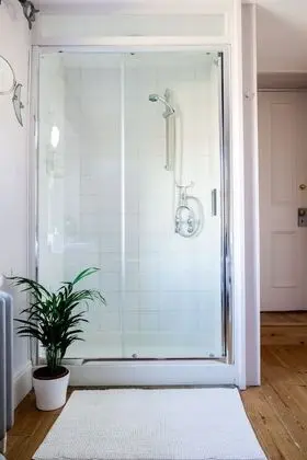 Tek Büyük Yataklı Oda, Özel Banyo