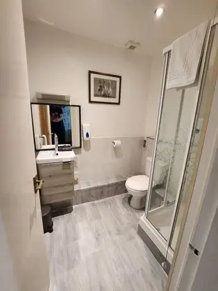 Classic Tek Büyük Yataklı Oda