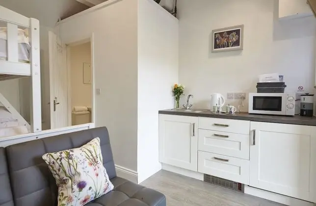 Kulübe, Banyolu/Duşlu, Bahçe Manzaralı (Newlands Farm Stables)