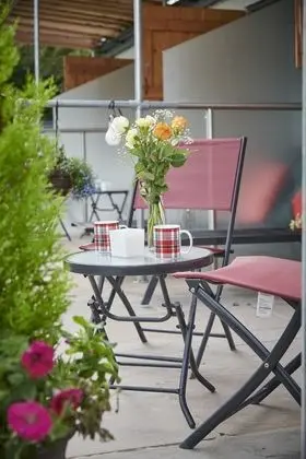 Kulübe, Banyolu/Duşlu, Bahçe Manzaralı (Newlands Farm Stables)