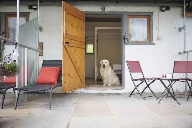 Traditional Kulübe, Banyolu/Duşlu (Stable )