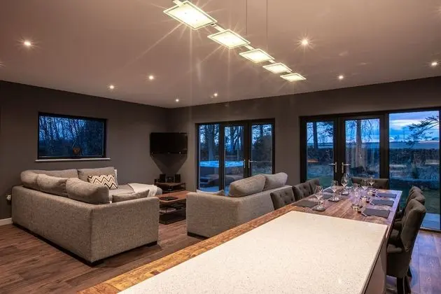 Luxury Apart Daire, Banyolu/Duşlu (8 Person Lodge)