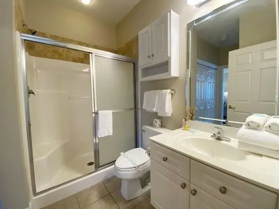 Daire, Birden Çok Yatak (NEWLY FURNISHED! Premiere Condo w/ La)