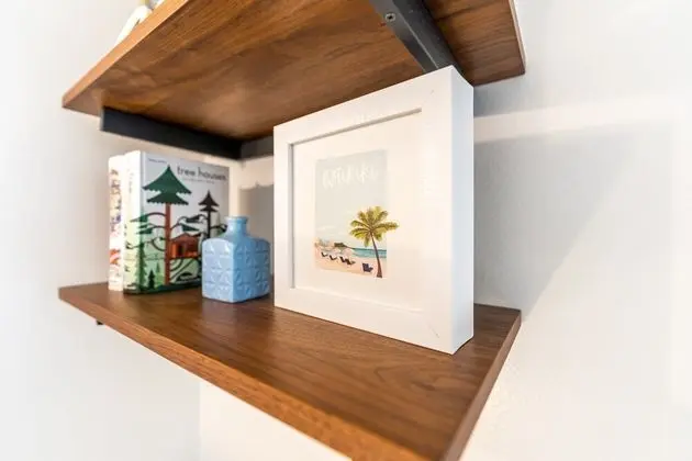 Daire (Newly Renovated Studio | Two blocks f)