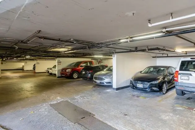 Daire (Newly Renovated Studio | Two blocks f)