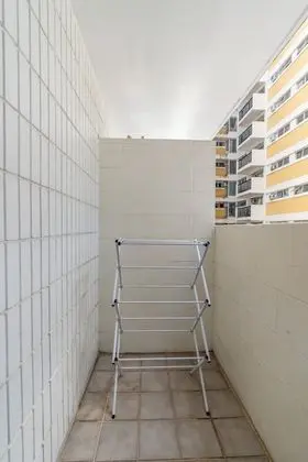 Daire (Newly Renovated Studio | Two blocks f)