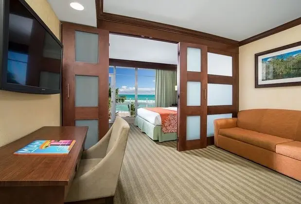 One Bedroom Suite Oceanfront