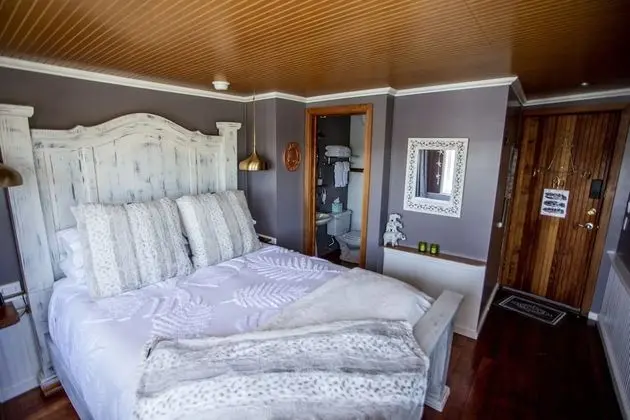 Deluxe Tek Büyük Yataklı Oda (Stateroom 5)