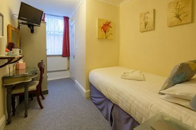 Tek Kişilik Oda (1 Single Bed)