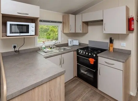 Comfort Plus Caravan 2